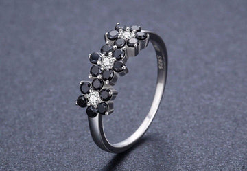Cute 925 Sterling Silver Flower Bague Black Spinel Wedding Rings - Best Online Prices by Jewellery Supermarket - The Jewellery Supermarket